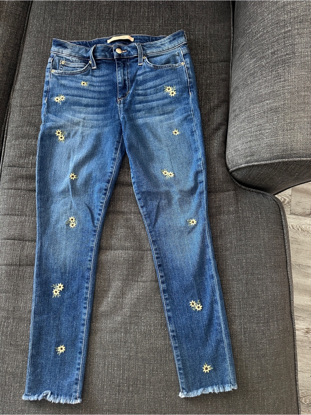 Joe's Jeans Floral Embroidered Skinny Crop Jeans Frayed Hem Blue 28